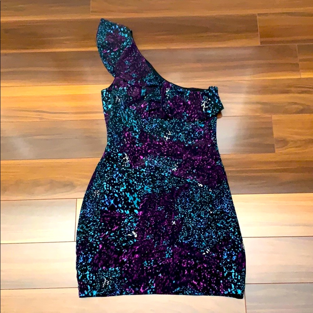 Ruffled one shoulder dress